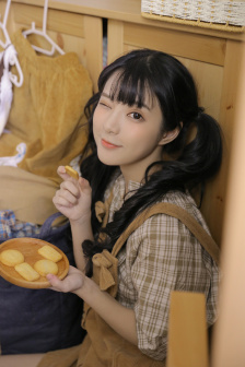 女保险公司推销员5